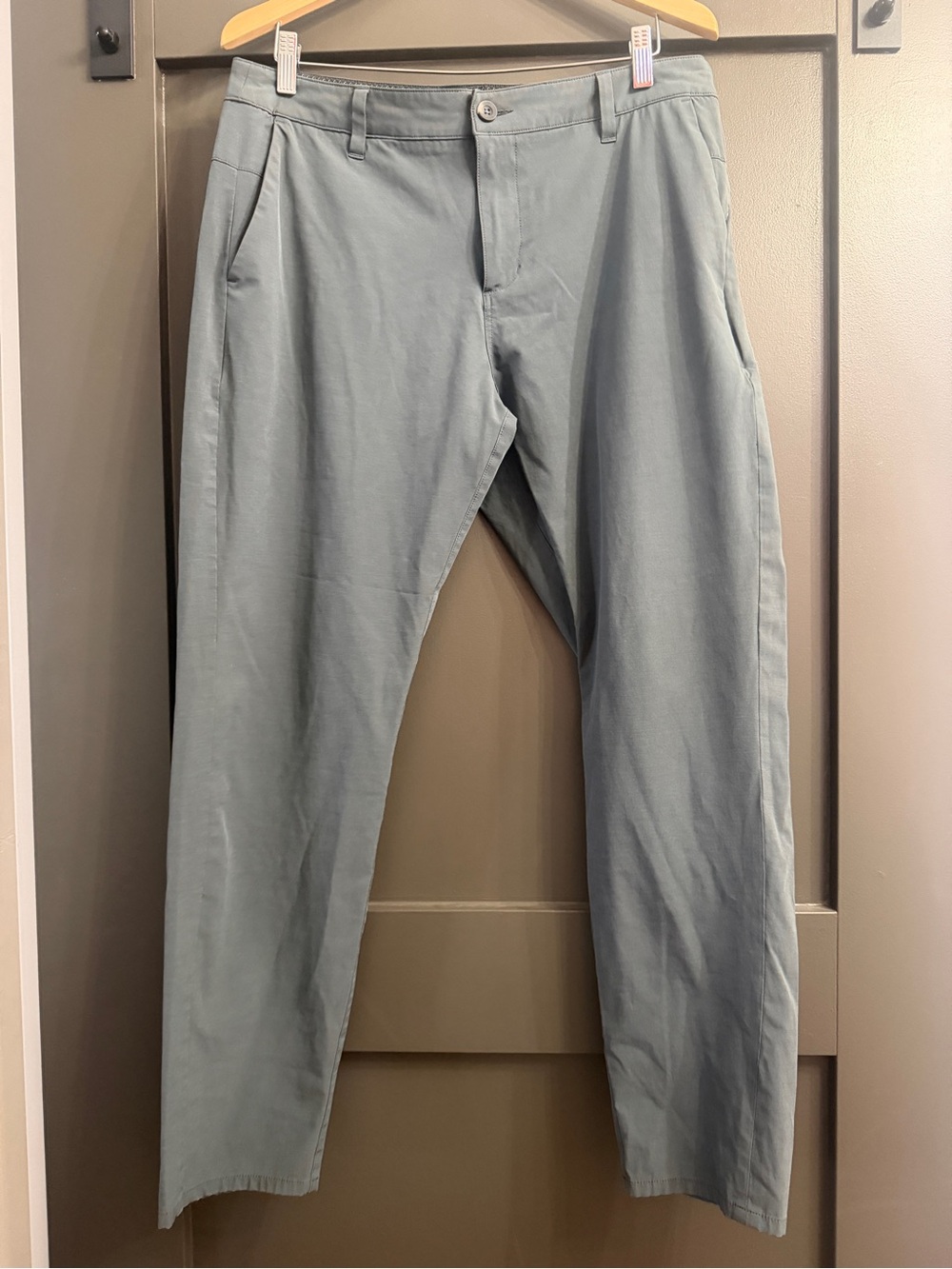 Vuori Men's Chino Pants in Pale Blue
